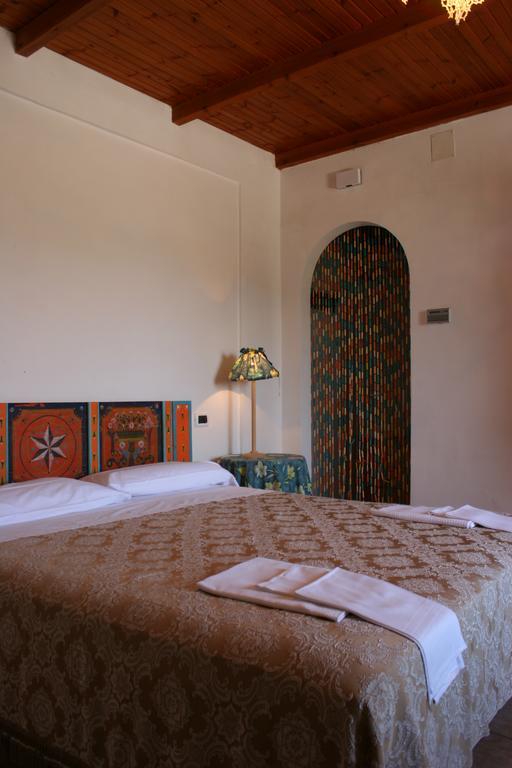 Torre Mannella Hotel ซิตตา ซานตาอันเจโล ภายนอก รูปภาพ